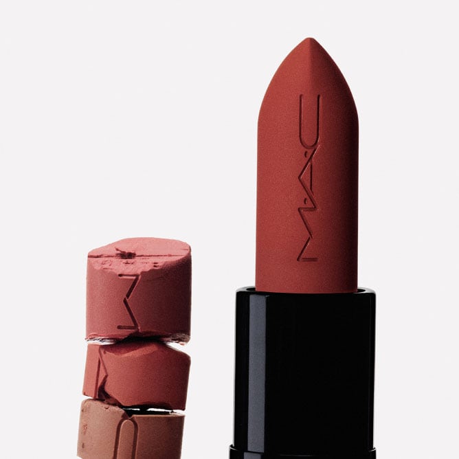 THE PERFECT BLUR OF COLOUR